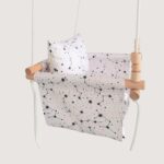 Comfortable kids hanging swing with safety belt
