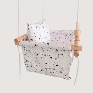 Comfortable kids hanging swing with safety belt